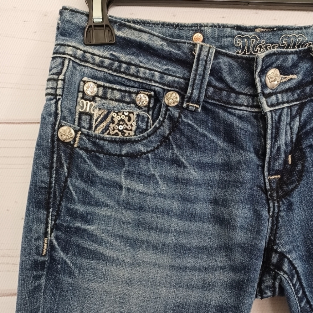 MISS ME Women's Blue Embellished Cropped Low Rise Jeans Capri Pants Size 26 - Picture 4 of 11